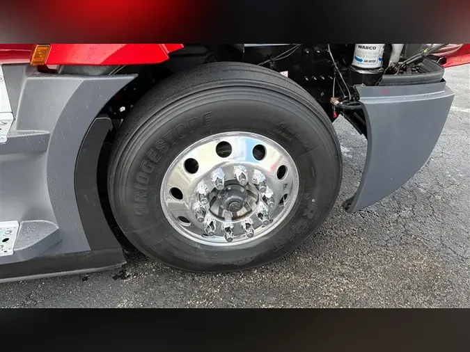 2023 FREIGHTLINER CA126