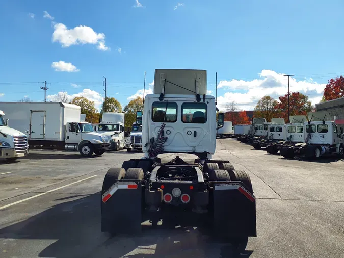 2020 FREIGHTLINER/MERCEDES NEW CASCADIA PX12664