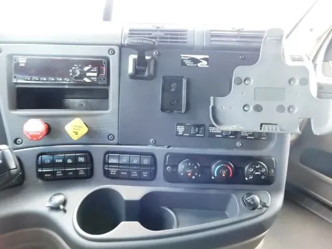 2019 Freightliner Cascadia 125