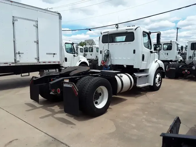 2018 FREIGHTLINER M2-112