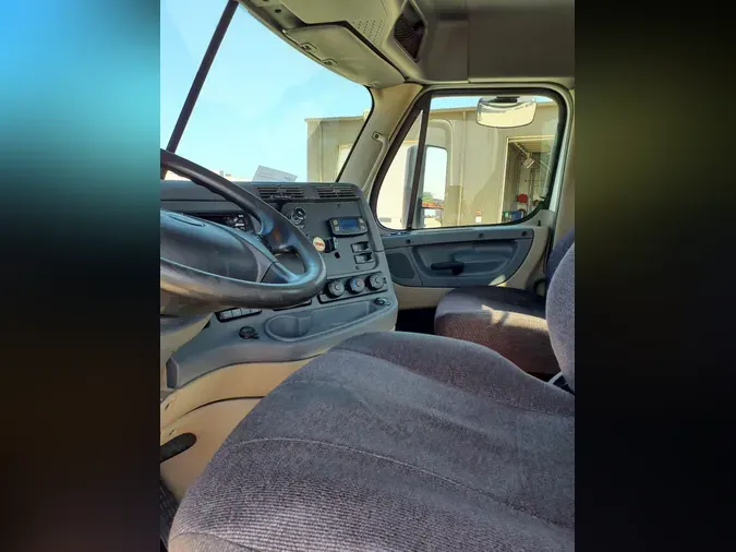 2018 FREIGHTLINER CASCADIA 125