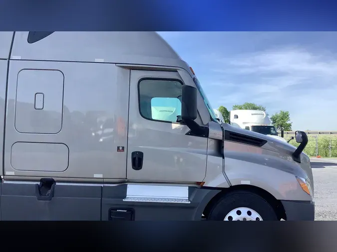 2024 Freightliner Cascadia 126169def43a8c1d4382704743dc77b3f56
