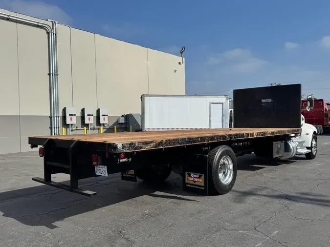 2019 Peterbilt 337