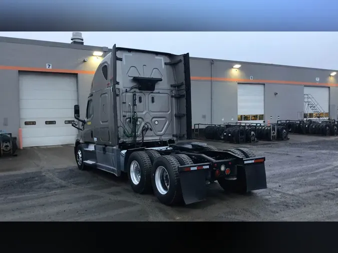 2020 Freightliner Cascadia