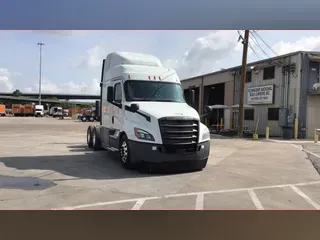 2020 Freightliner Cascadia