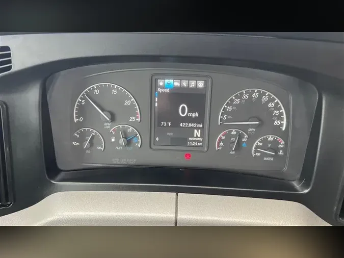 2022 FREIGHTLINER CA126