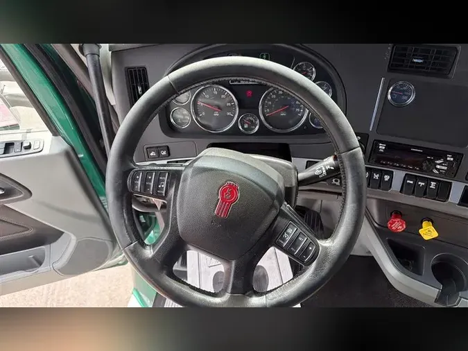 2021 KENWORTH T680