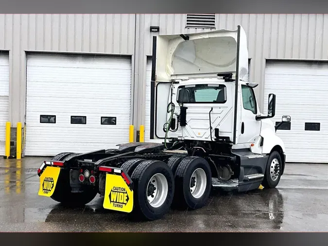2021 INT LT625 6x416ae8c1d74bf35b37e4ccc0b42186533