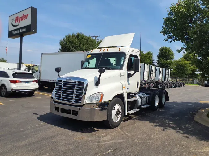 2016 FREIGHTLINER/MERCEDES CASCADIA 12516ba09d1a54fa95d8acf57631b8bcc89