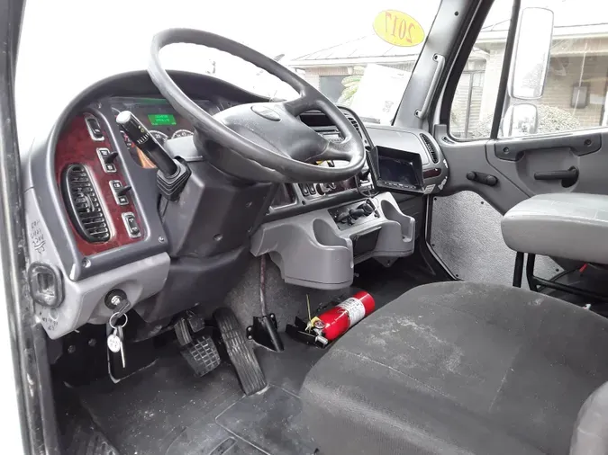 2017 Freightliner M2 106