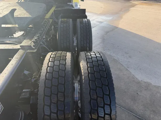 2023 Peterbilt 57916bc811db969be10c68bdd6c7cb59d86
