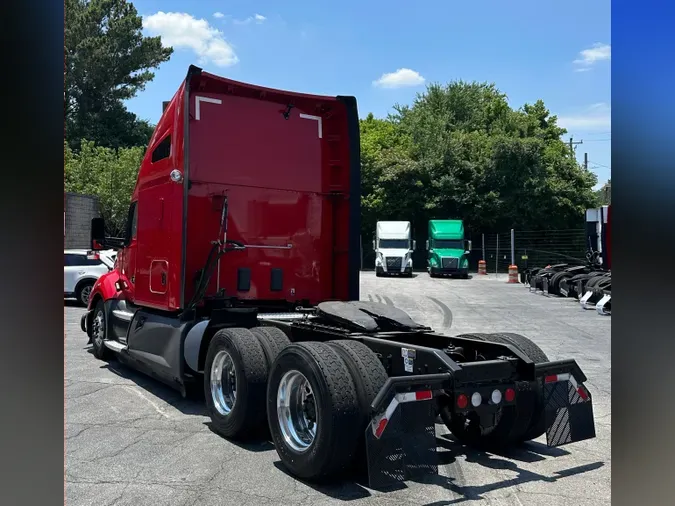 2021 KENWORTH T680