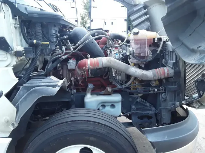 2019 NAVISTAR INTERNATIONAL LT625 SLPR CAB
