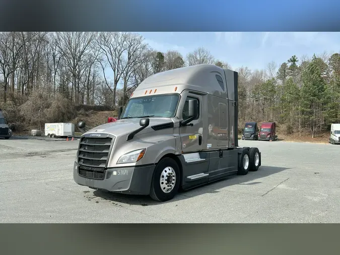 2022 Freightliner Cascadia 126