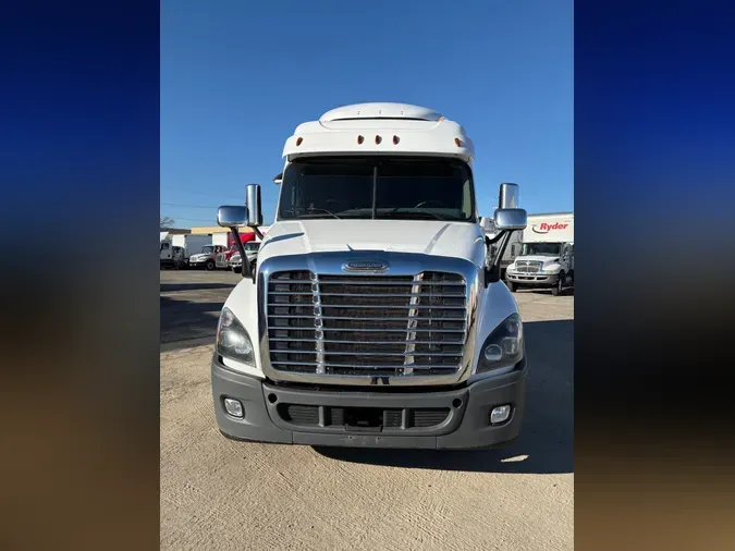 2017 FREIGHTLINER/MERCEDES CASCADIA 125