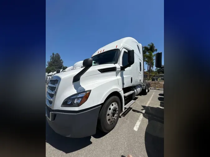 2019 FREIGHTLINER NEW CASCADIA PX12664
