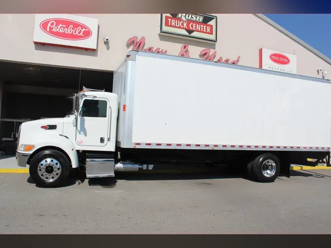2016 Peterbilt 337