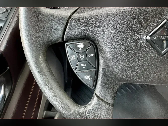 2022 INT LT625 6x4