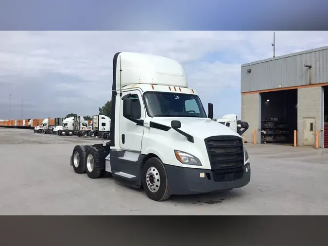 2020 Freightliner Cascadia 12616d3eb814ce46e66f62dc0dd4a2e52d3