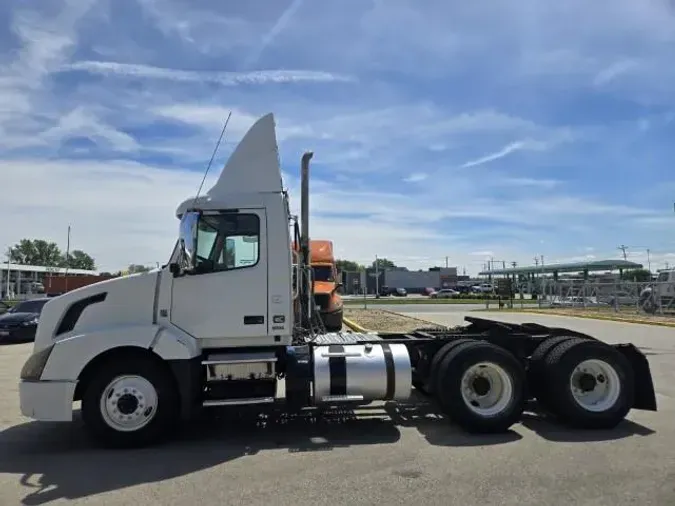 2016 Volvo VNL64T30016d460386403ffc8501803c7e0e407ce