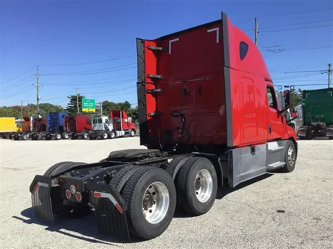 2020 FREIGHTLINER CASCADIA