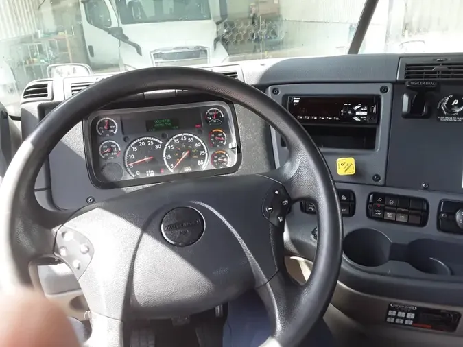 2019 FREIGHTLINER CASCADIA 125