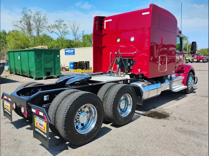 2022 Peterbilt 579