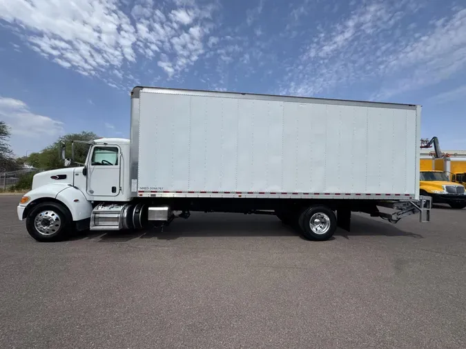 2020 Peterbilt 337