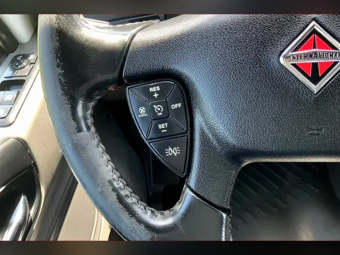 2021 INT LT625 6x4