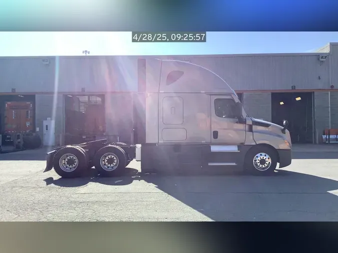 2021 Freightliner Cascadia