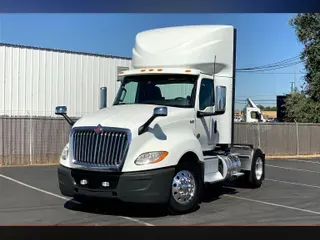 2022 INT LT625 4x2