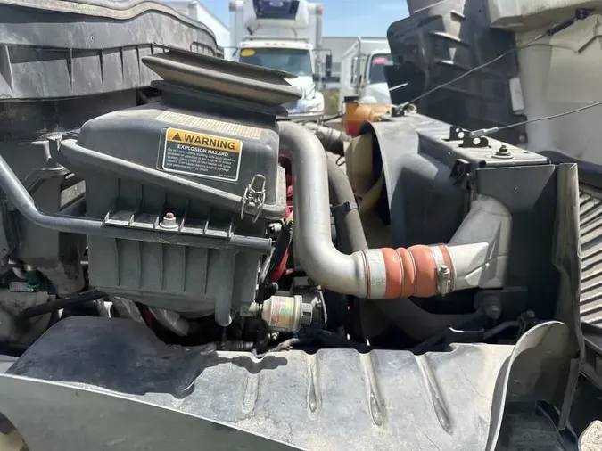 2019 NAVISTAR INTERNATIONAL 4300