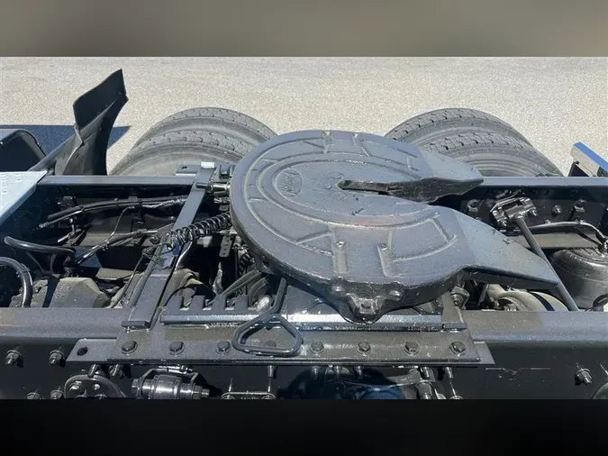 2020 FREIGHTLINER CA126