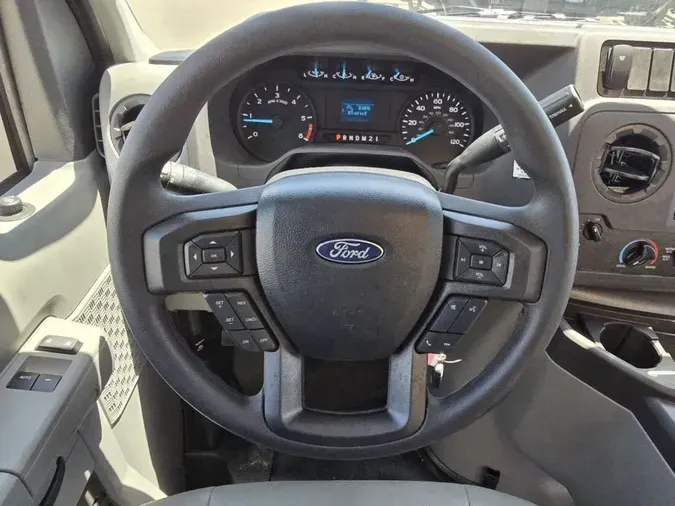 2025 Ford E-Series Cutaway
