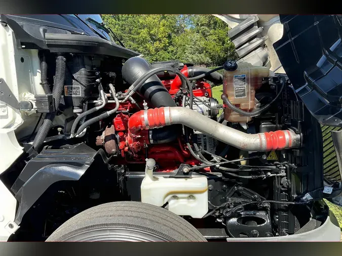 2022 INT LT625 6x4