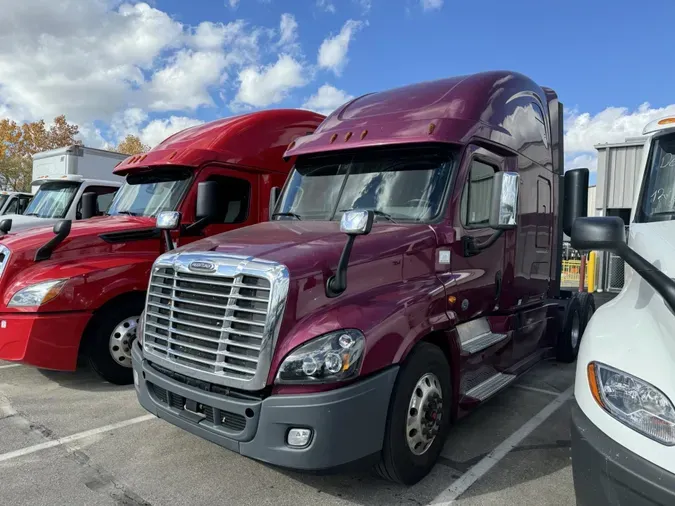 2020 Freightliner Cascadia