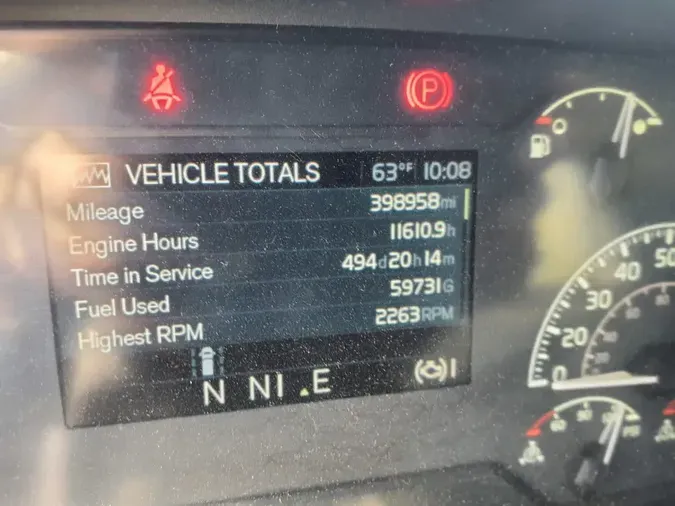 2019 VOLVO VNL