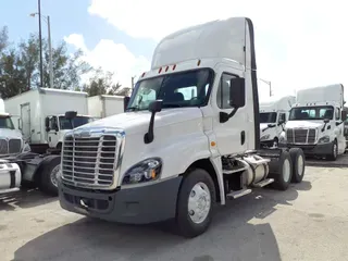 2018 FREIGHTLINER/MERCEDES CASCADIA 125