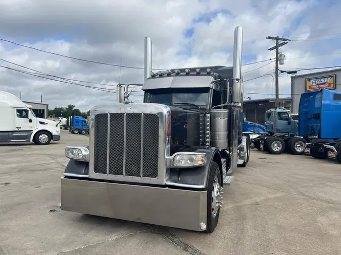 2021 Peterbilt 389