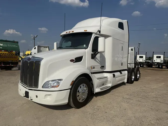 2022 Peterbilt 579