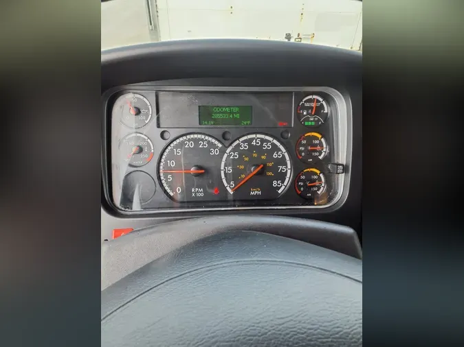 2019 FREIGHTLINER/MERCEDES M2 106