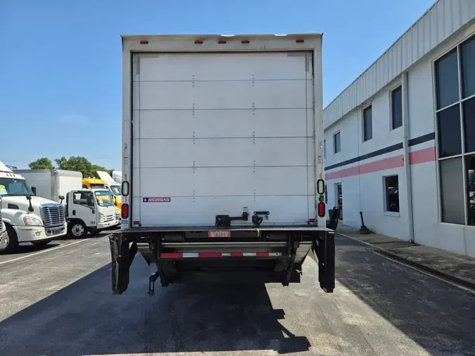 2016 FREIGHTLINER M2 106