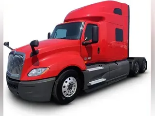 2018 International LT625