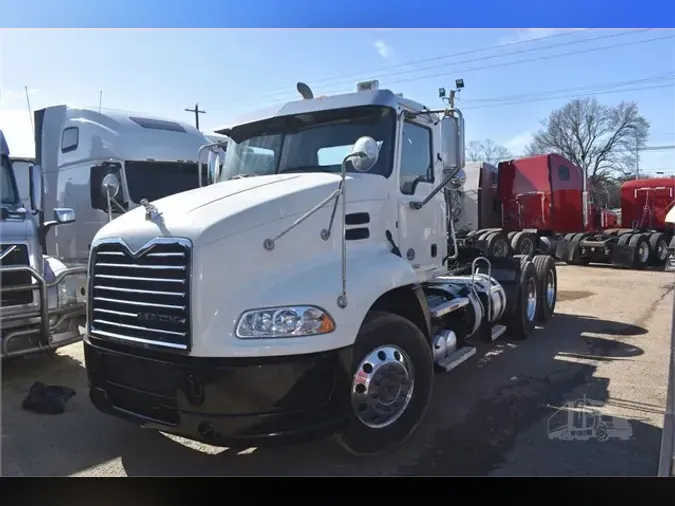 2017 MACK PINNACLE CXU6131706acd5ed2ee9002787f10358c9fafe