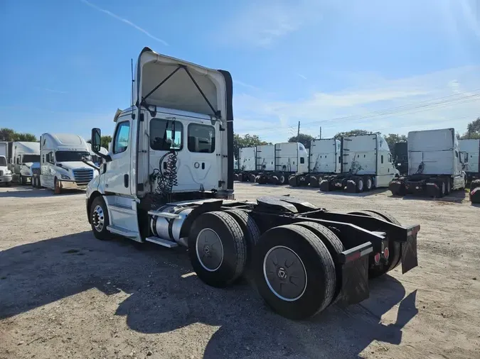 2019 FREIGHTLINER/MERCEDES NEW CASCADIA 1161707711e86b0b0dab65b40063c14f91b