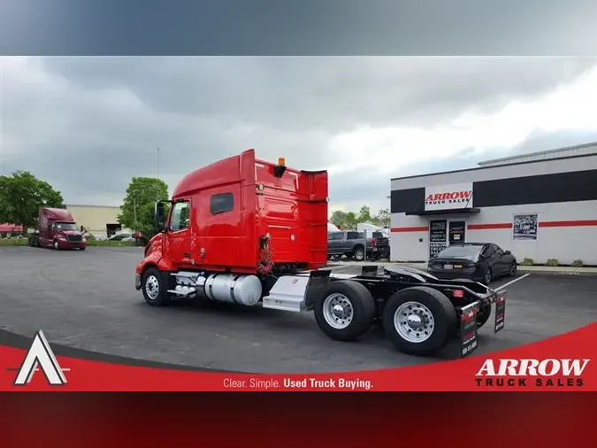 2021 VOLVO VNL740
