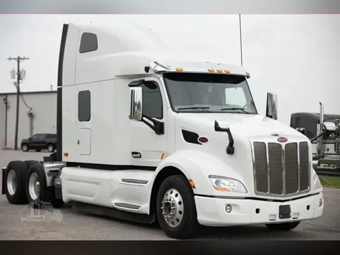 2022 PETERBILT 579