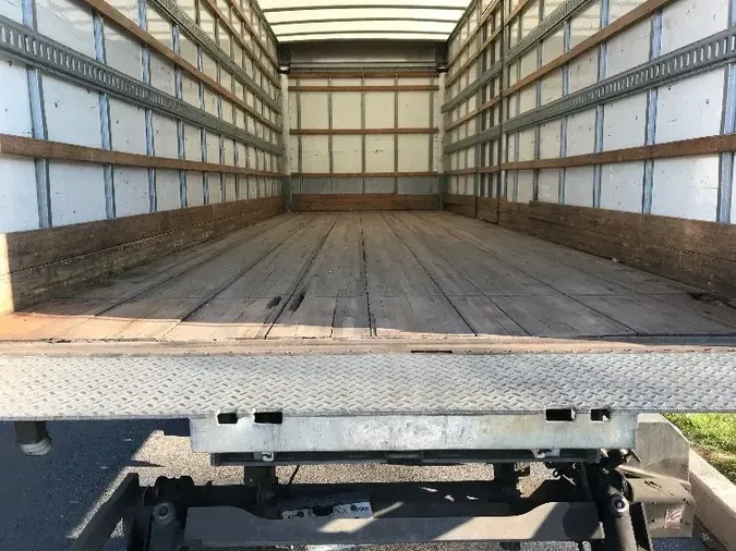 2018 Freightliner M2