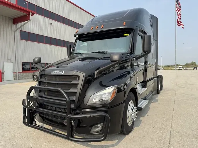 2023 Freightliner Cascadia&reg;