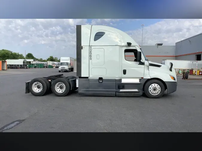 2022 Freightliner Cascadia 126170cda69c682b2daa0c71ed3e6d11ba5